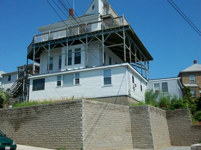 Primary Photo - 1000 Winthrop Ave