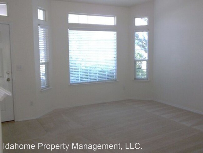 Building Photo - 3 br, 2.5 bath House - 2451 N Banstead Ave