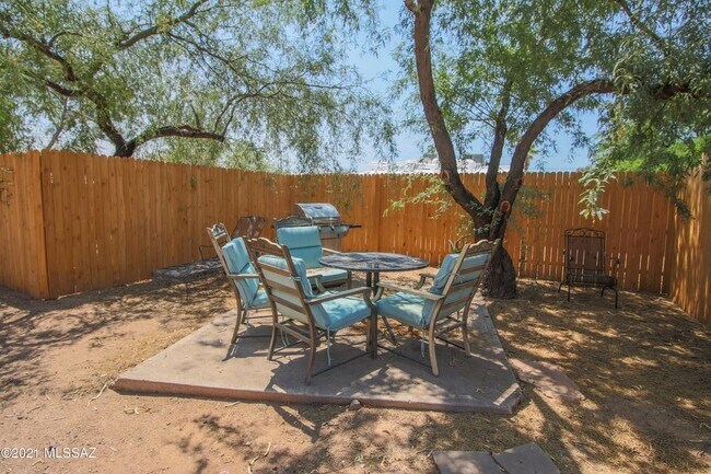 Building Photo - 3208 East Almartin Street, Unit 3218