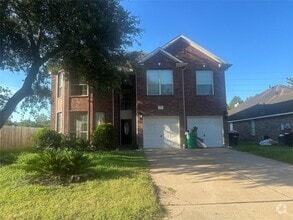 Building Photo - 5703 Saragosa Dr
