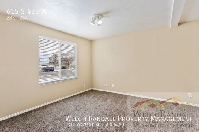 Building Photo - 615 430 W