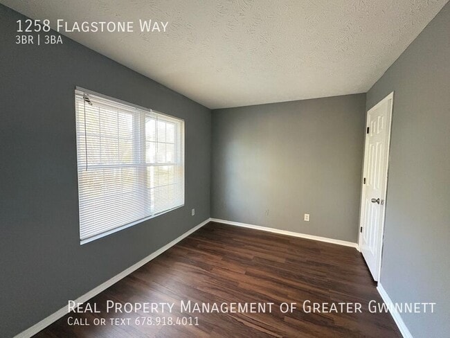 Building Photo - 1258 Flagstone Way NW