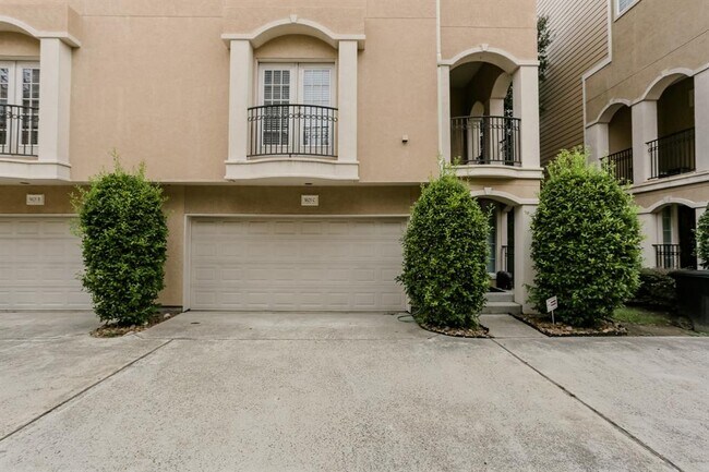 Foto del edificio - 5625 Dolores St