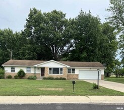 Building Photo - 1606 W Woodside Dr