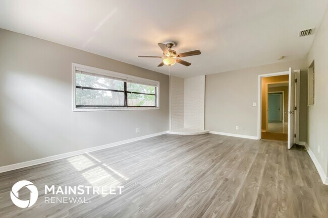 Foto del edificio - 1524 Sandy Ln