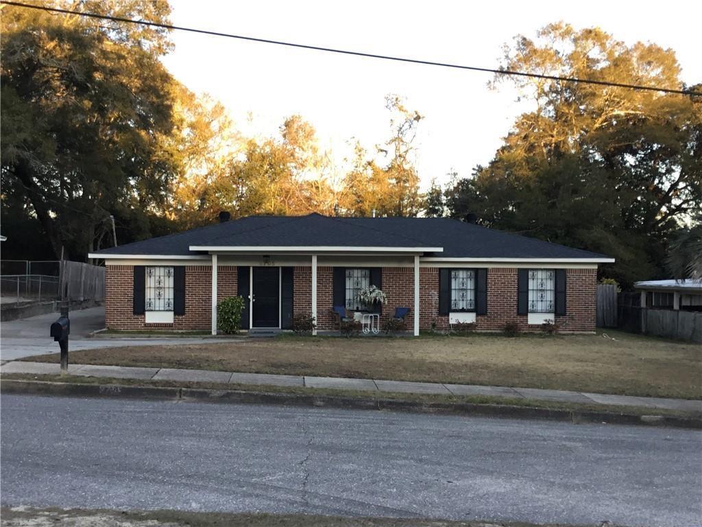 Primary Photo - 2705 Demetropolis Rd