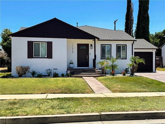 Foto principal - 17434 Tiara St