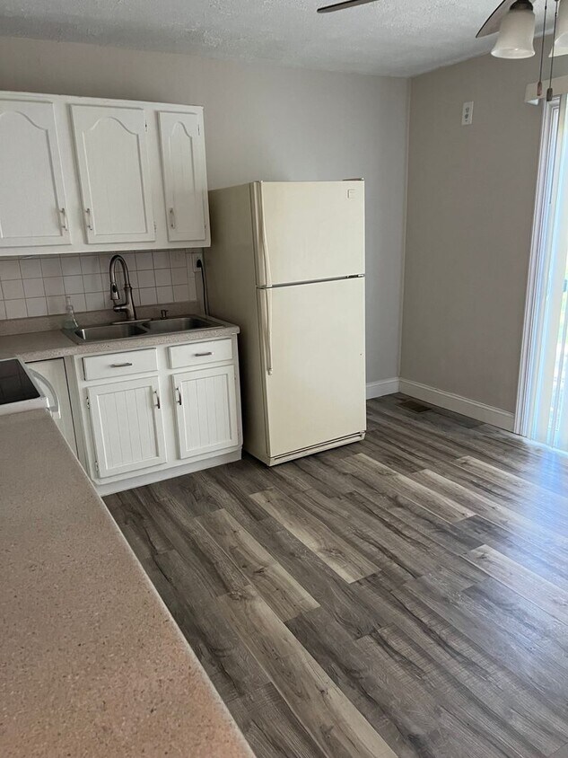 Primary Photo - Serenity Living