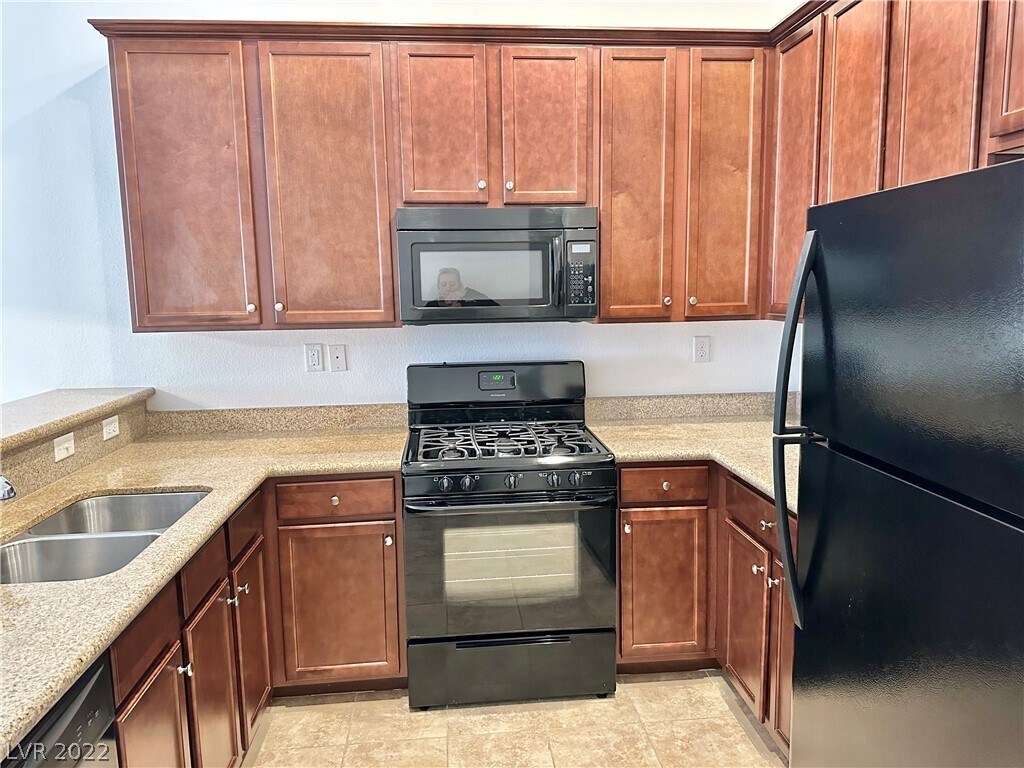 Primary Photo - 8472 Garside Dr