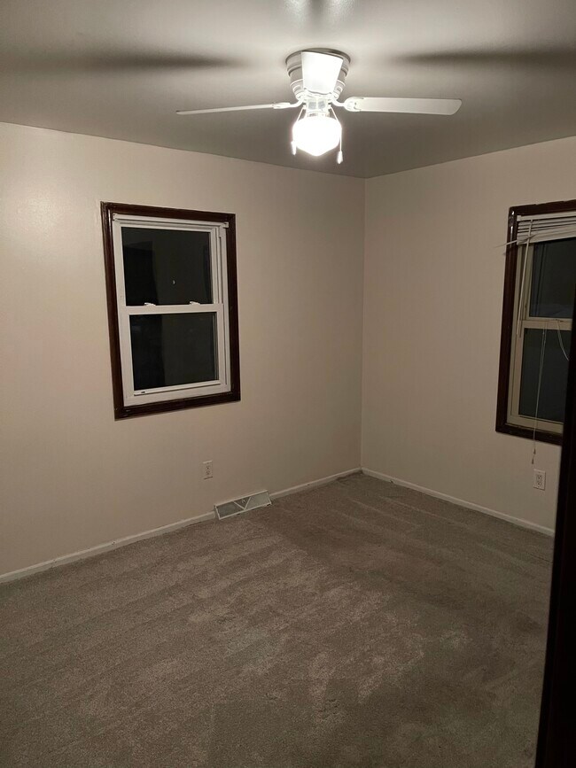 Foto del edificio - 2218 Burton St SW