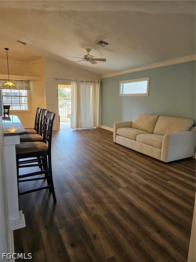 Foto del edificio - 20012 Petrucka Cir N