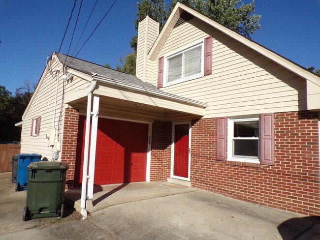 Photo - Well maintained cute house with huge fence...