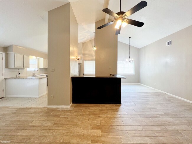 Building Photo - 3 br, 2 bath House - 14919 Four Winds Dr
