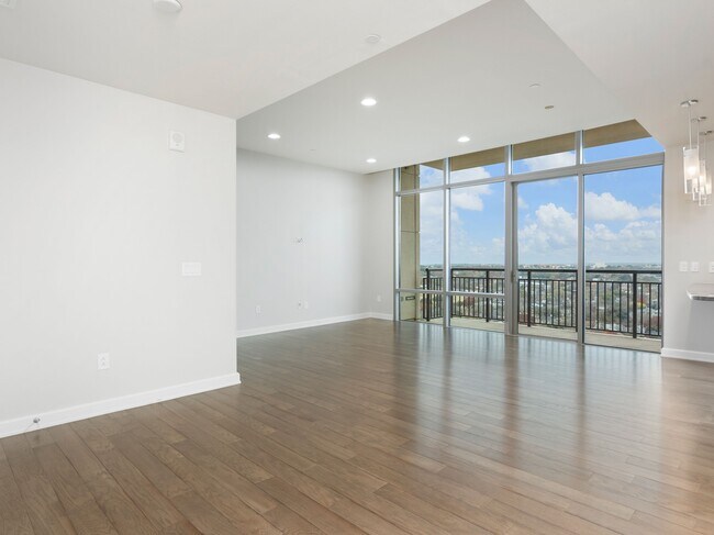 Foto del edificio - 4242 Broadway St
