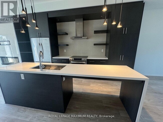 Building Photo - 274 Vellwood Common