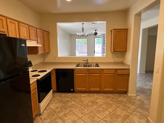 Foto del edificio - 3265 E Hampton Ln