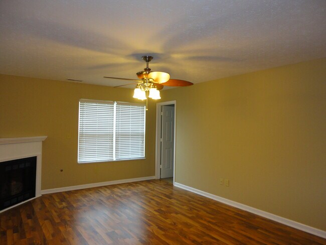 Foto del edificio - 11424 Seabiscuit Drive