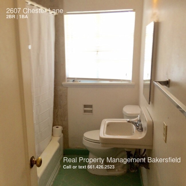 Foto del edificio - 2607 Chester Lane