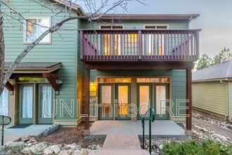 Building Photo - 1568 E Sejarez Way