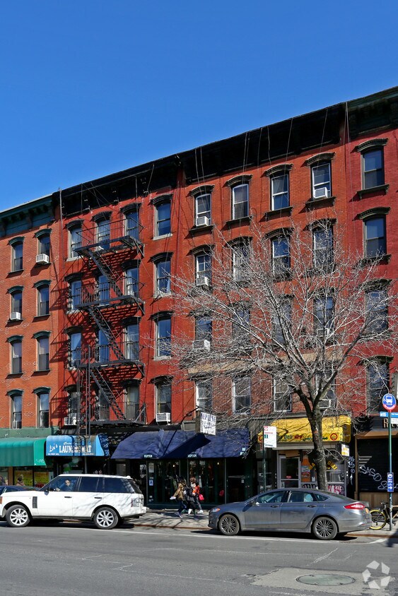 Foto del edificio - 192 1st Ave