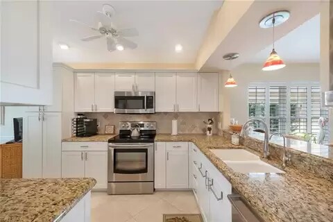 Building Photo - 1546 Weybridge Cir