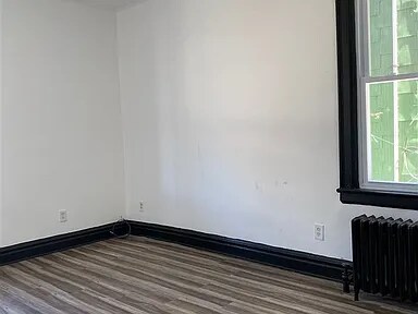 Foto del edificio - 206 Mallory Ave