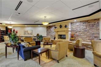 Building Photo - 2260 Village Walk Dr