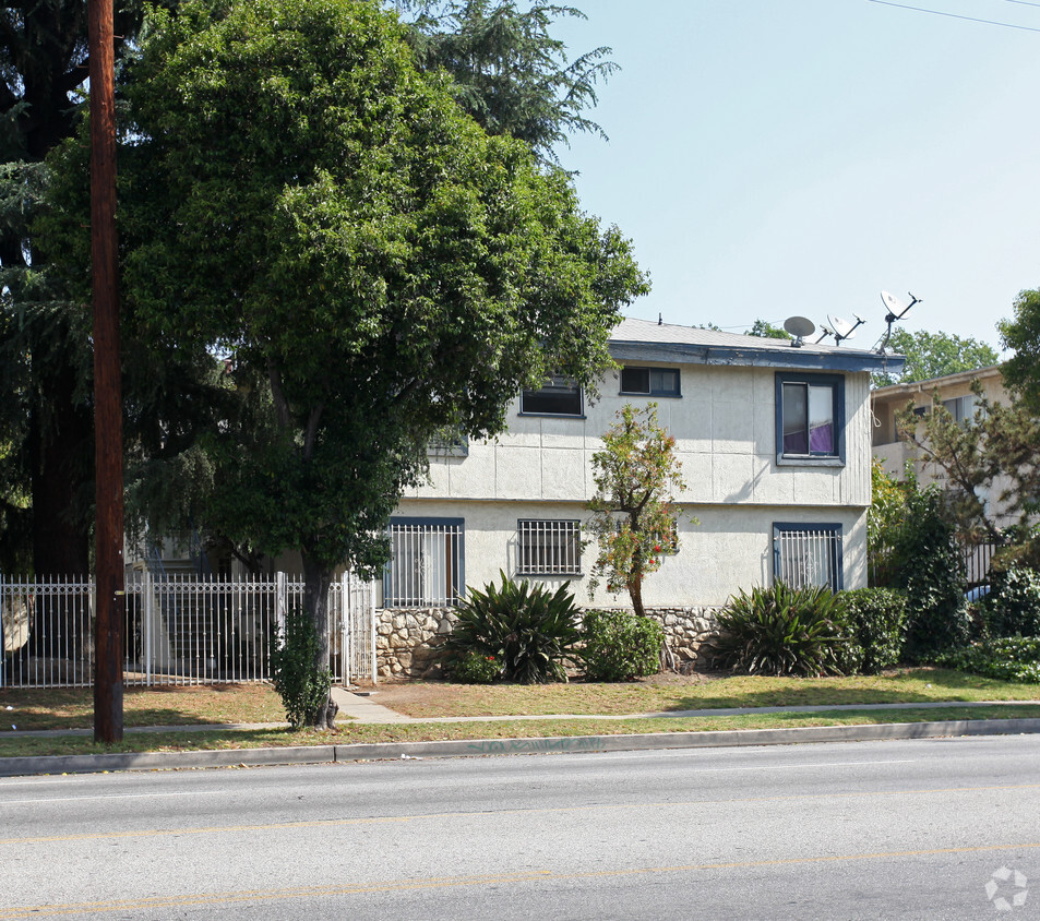 Building Photo - 18127 Roscoe Blvd