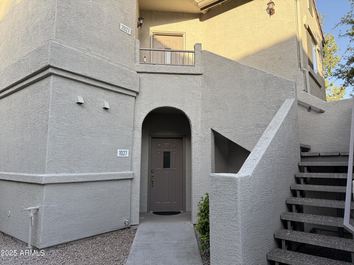 Primary Photo - 9555 E Raintree Dr