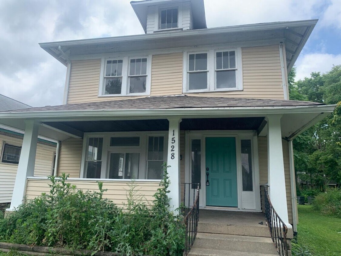 Primary Photo - Available for Rent 3BR/1BA beauty