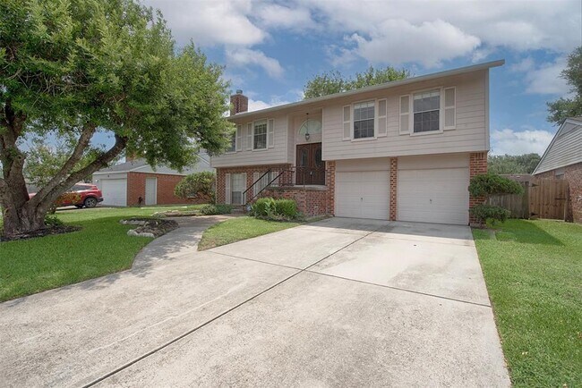 Foto del edificio - 430 Redway Ln