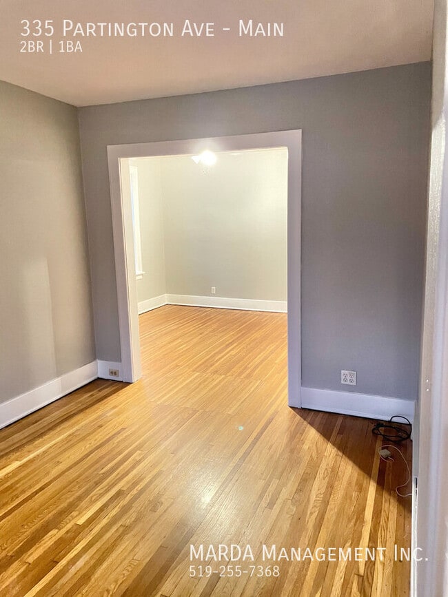 Photo du bâtiment - SPACIOUS 2 BED/1 BATH UNIT MAIN FLOOR + HYDRO AND GAS
