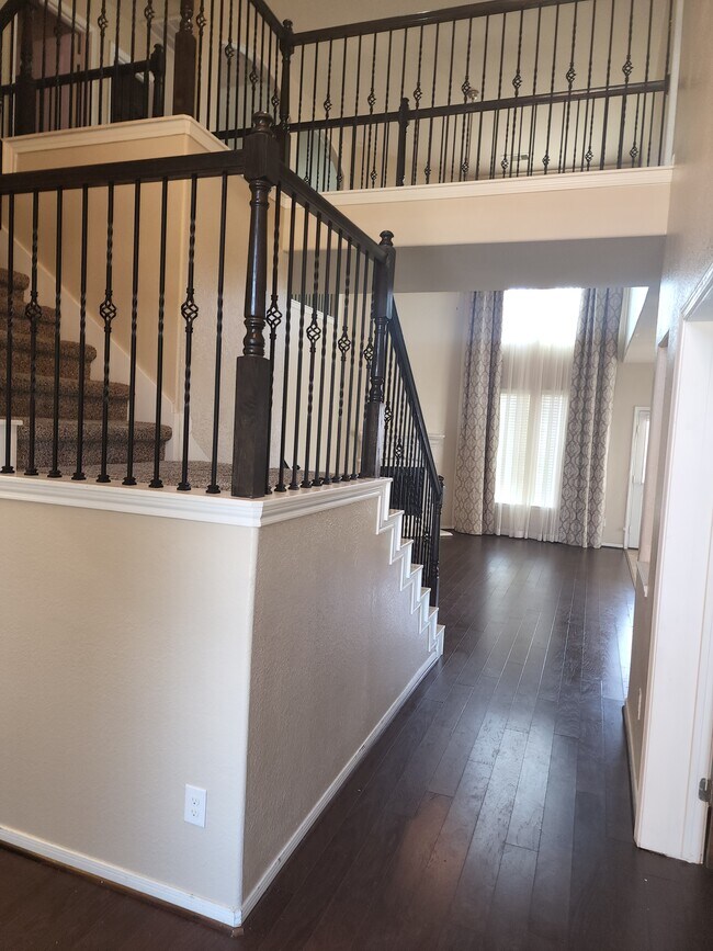 Foto del edificio - 25619 Anvil Iron Ln