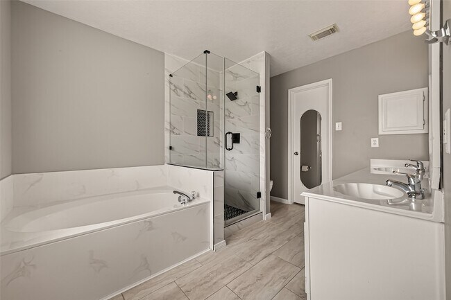 Foto del edificio - 22619 Old Church Ln