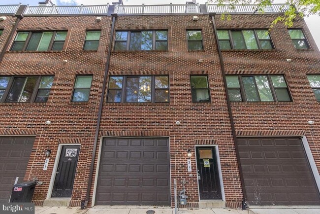 Building Photo - 25 S Bethel St