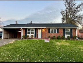 Building Photo - 716 Spicewood Dr