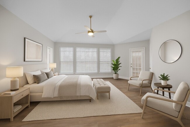 Building Photo - 4747 Lake Village Dr