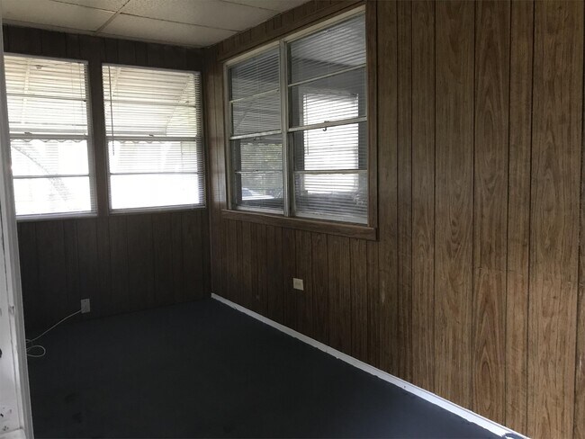 Foto del edificio - 3510 Fern St