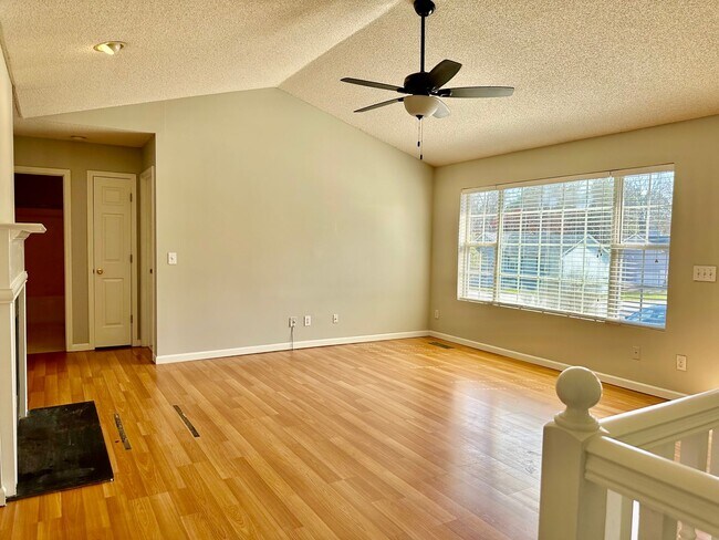 Foto del edificio - Dallas Rental-Ready for Immediate Occupancy!!