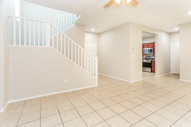 Building Photo - 1230 Maple Pines Ave