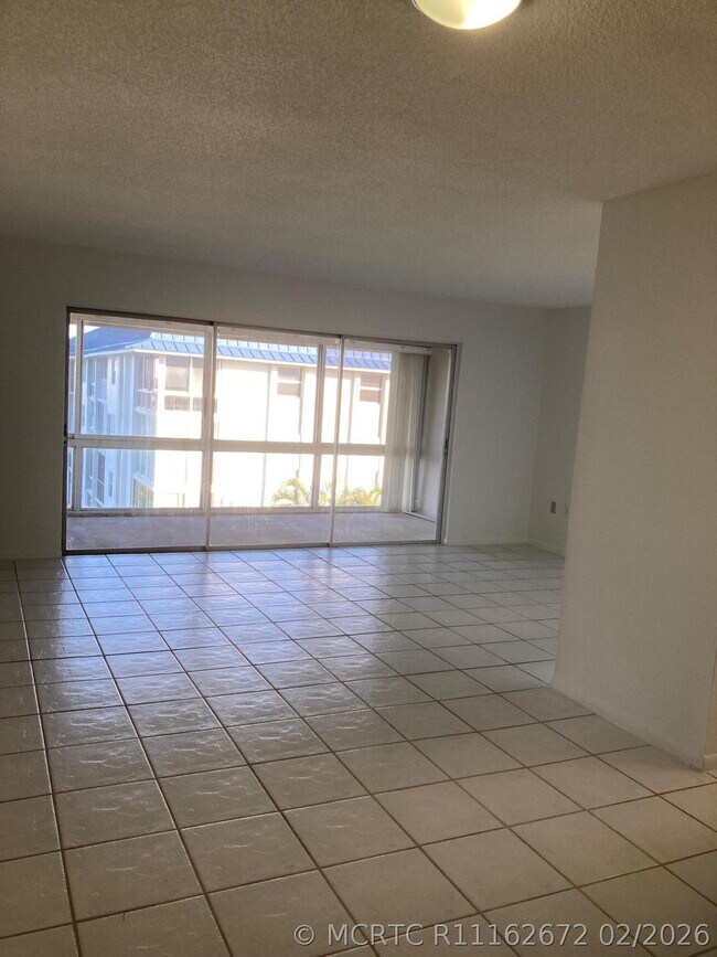 Foto del edificio - 2936 Lake Shore Dr