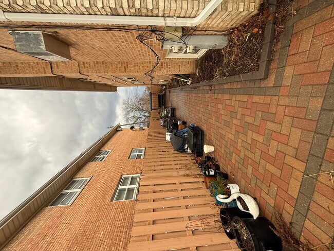 Foto del edificio - 5140 W 87th St