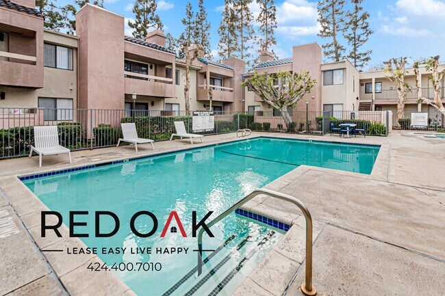 Foto del edificio - 7810 Topanga Canyon Blvd