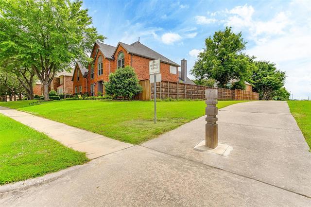 Building Photo - 4320 Fairfax Hill Dr