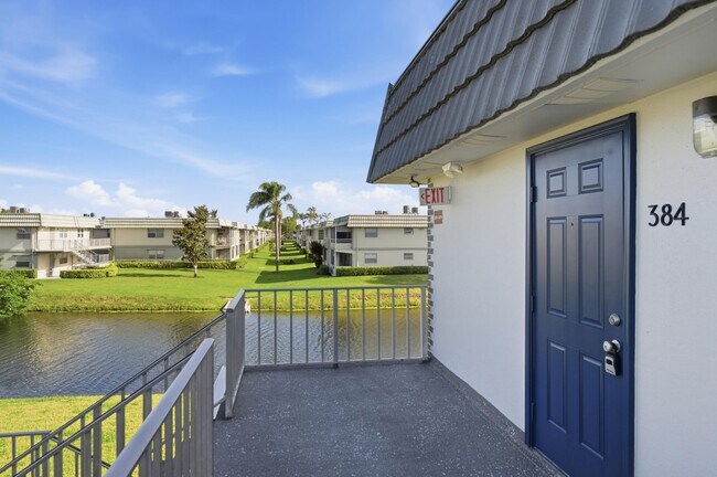 Foto del edificio - 384 Saxony Trail