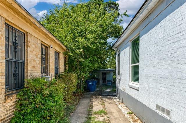 Building Photo - 1827 Somerset Ave