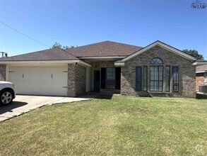 Building Photo - 4412 Post Oak Dr