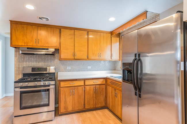 Building Photo - 5143 S Meade Ave