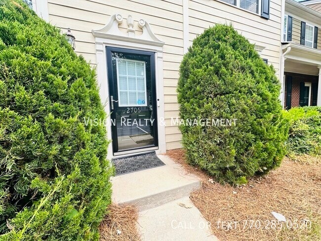Building Photo - 2706 Deerwood Ln