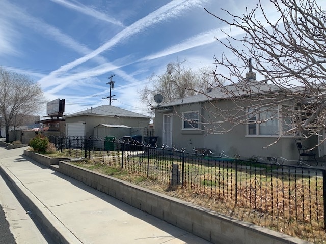 Building Photo - 44442 Beech Ave